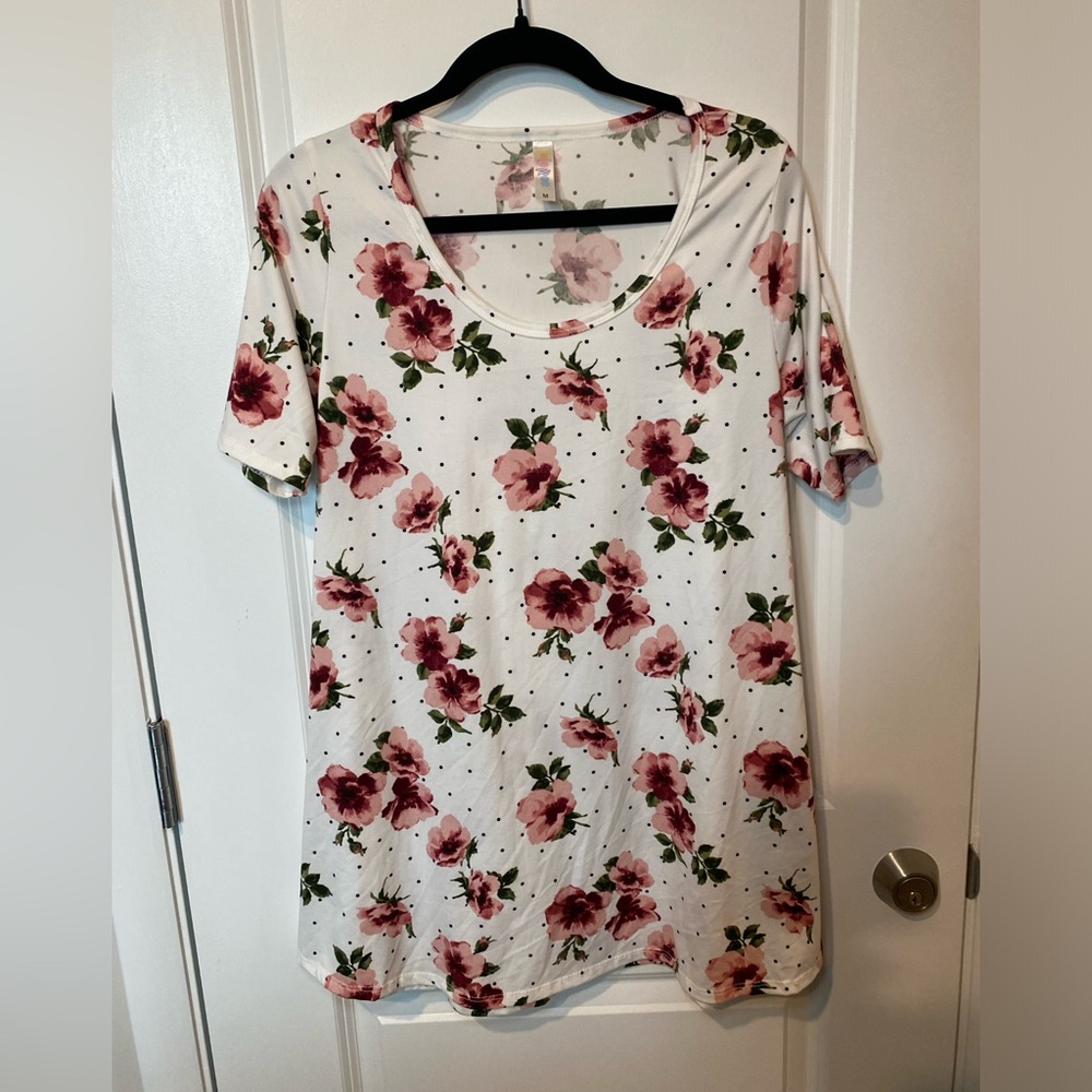 LuLaRoe Pink Floral Perfect T short sleeve shirt